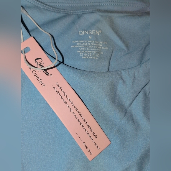 Nwt Qinsen Sky Blue Short Sleeve Women's Tee Slim Your Figure Medium - Picture 4 of 6